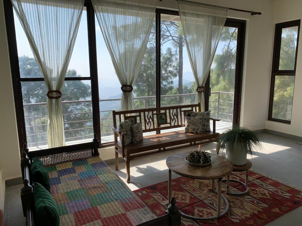Blusalzz Escapade Resort Lansdowne Exteriör bild